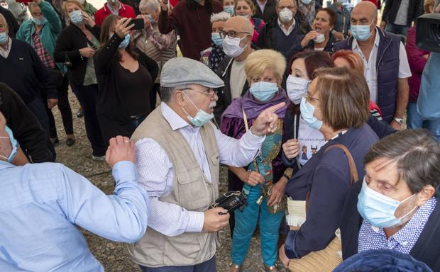 Uno de los momentos de tensión que han caracterizado el pleno.