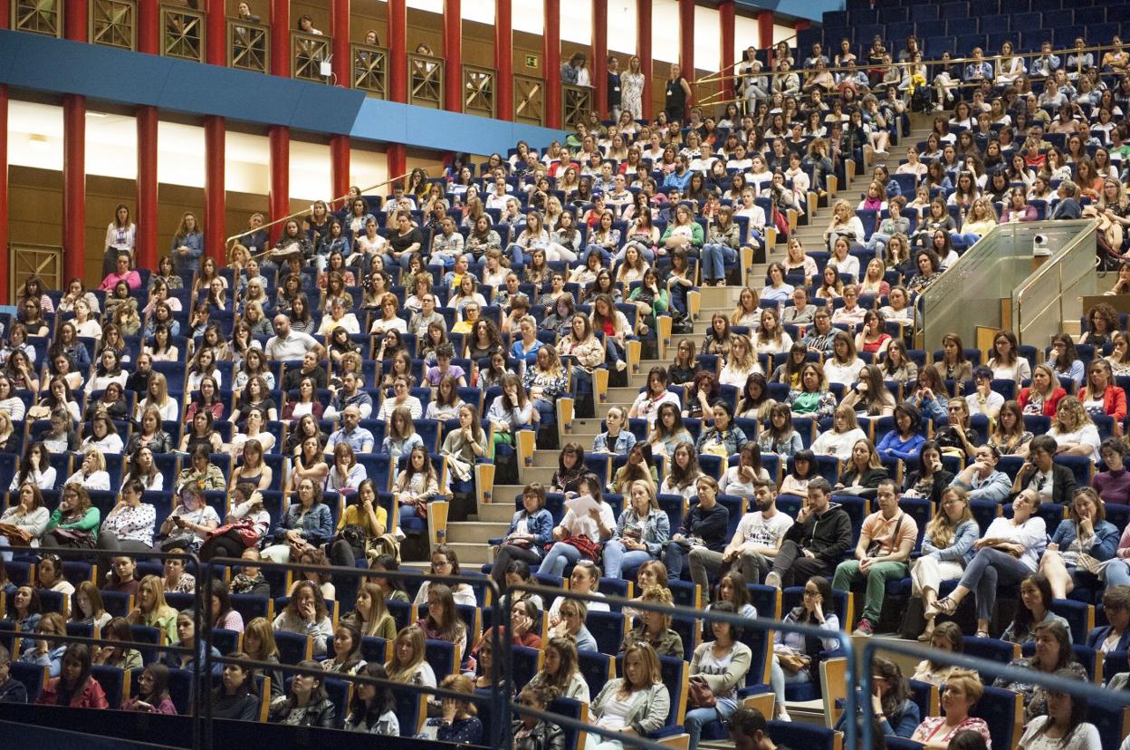 Presentación de las últimas oposiciones a profesor de Secundaria en el Palacio de Festivales de Santander, en 2019. 