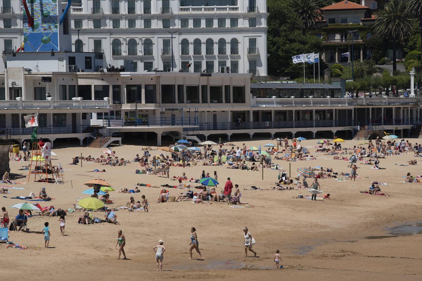 El buen tiempo animó a santanderinos y visitantes en el primer sábado fuera del estado de alarma.