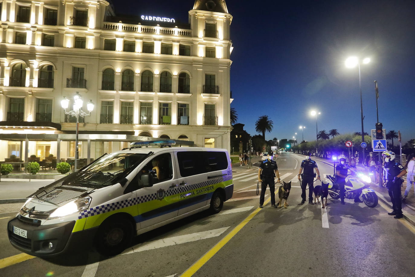 Fotos: Controles en las playas para evitar hogueras