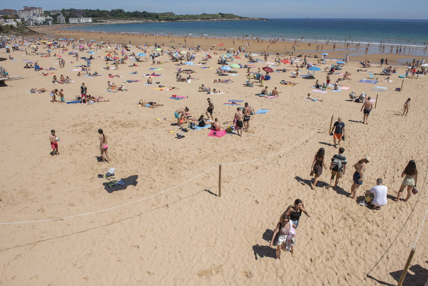 Fotos: Así están las playas de El Sardinero este sábado