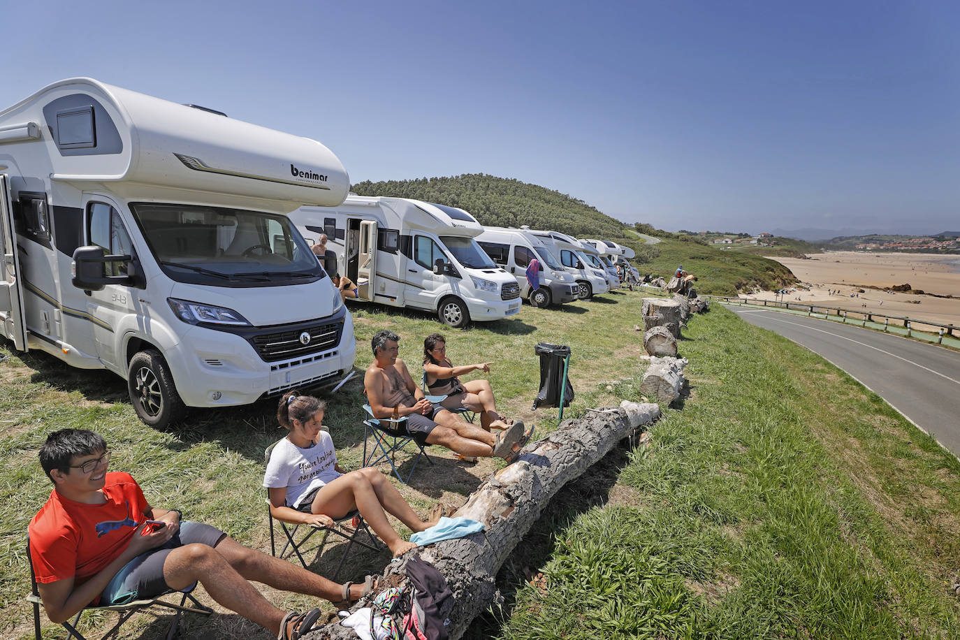 Fotos: Las autocaravanas toman Cantabria