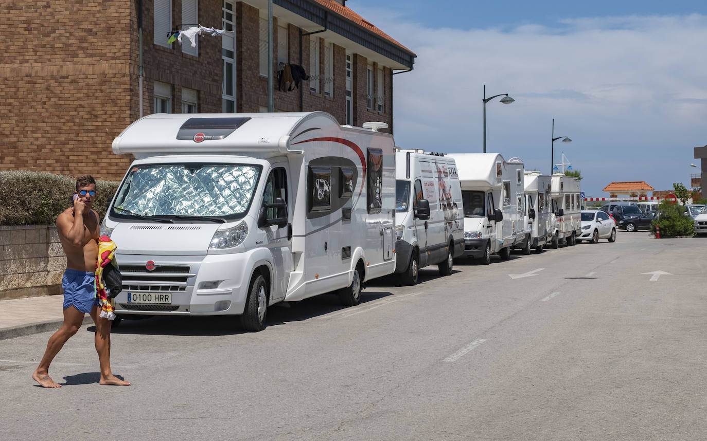 Fotos: Las autocaravanas toman Cantabria