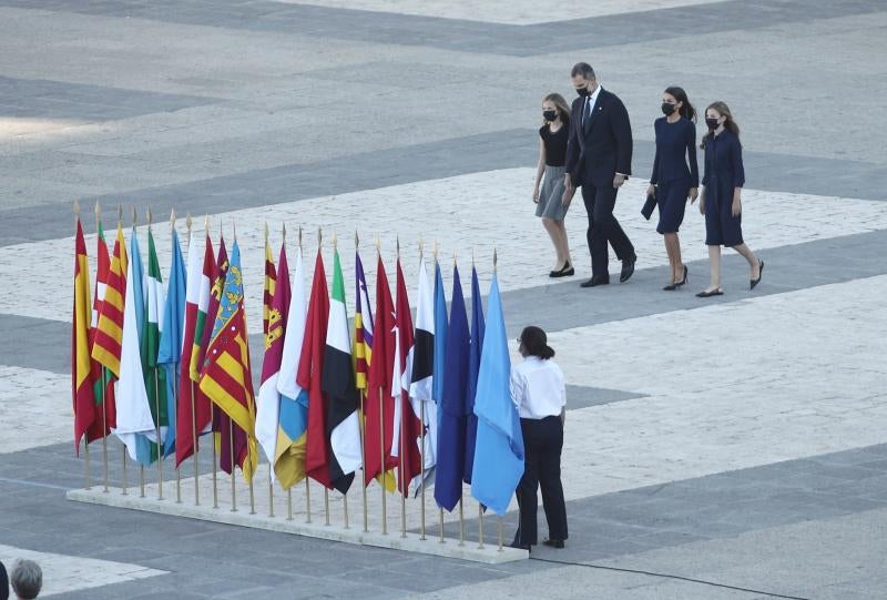 La Infanta Sofía; el Rey Felipe VI; la Reina Letizia y la Princesa Leonor, a su llegada a la ceremonia de Estado