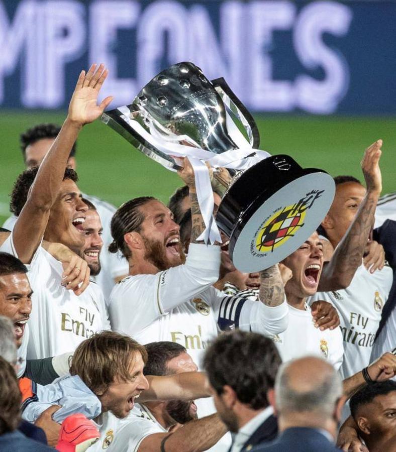 Fotos: Las mejores imágenes de la fiesta oficial del Real Madrid por su 34ª Liga