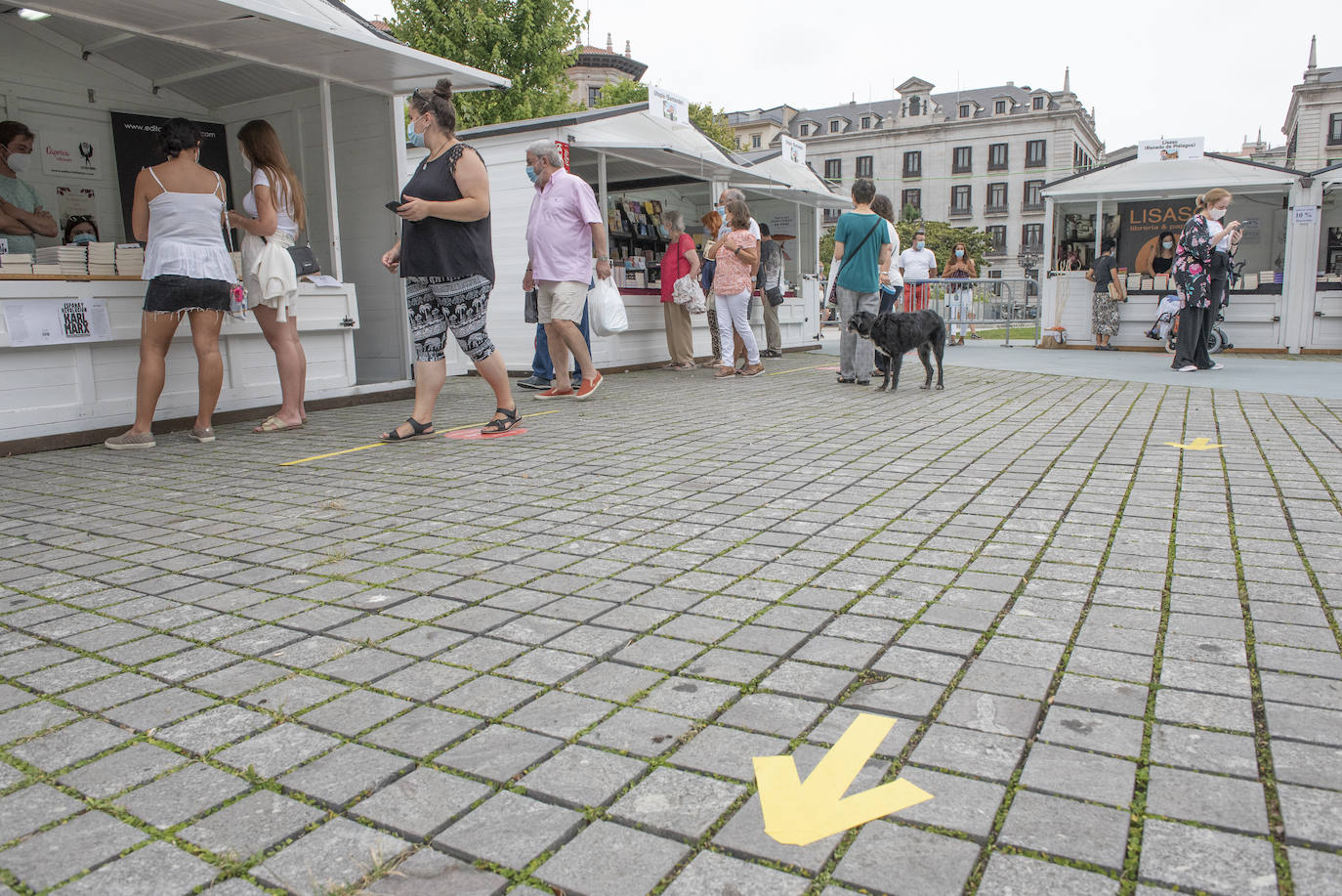 La XXXIX Feria del Libro de Santander y Cantabria ha abierto hoy sus puertas y se desarrollará hasta el próximo 2 de agosto, con la participación de 12 librerías cántabras así como del Gremio de Editores de Cantabria y el colectivo de editores independientes y la celebración de encuentros y actividades paralelas.