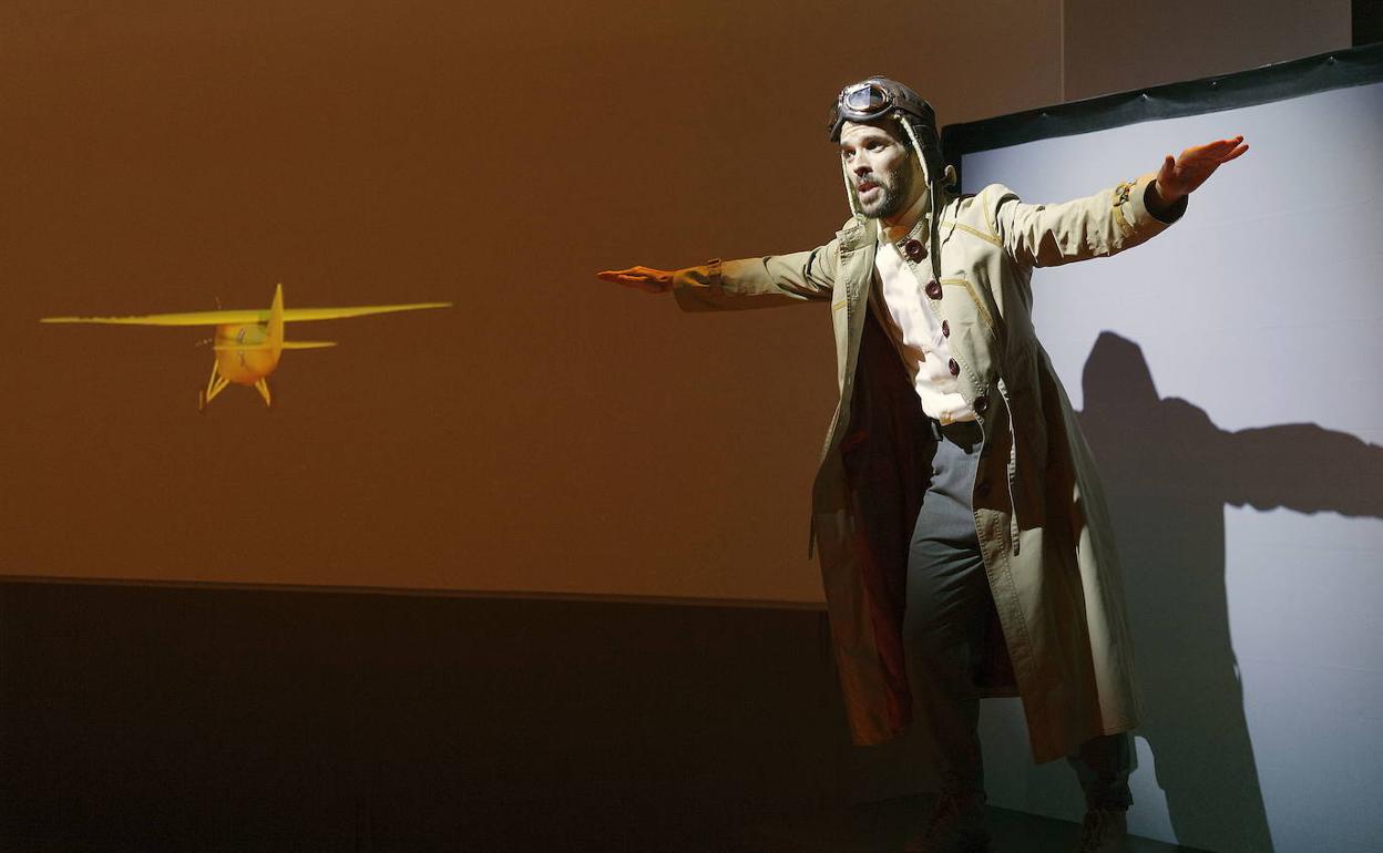 El espectáculo de Ruido Interno, 'Amarillo caído del cielo'.