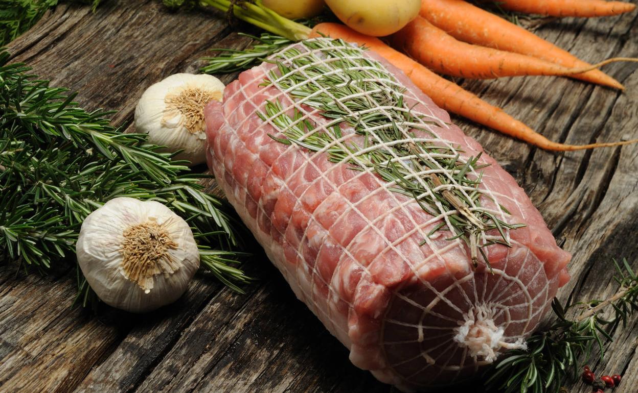 Carne asada con zanahorias al horno