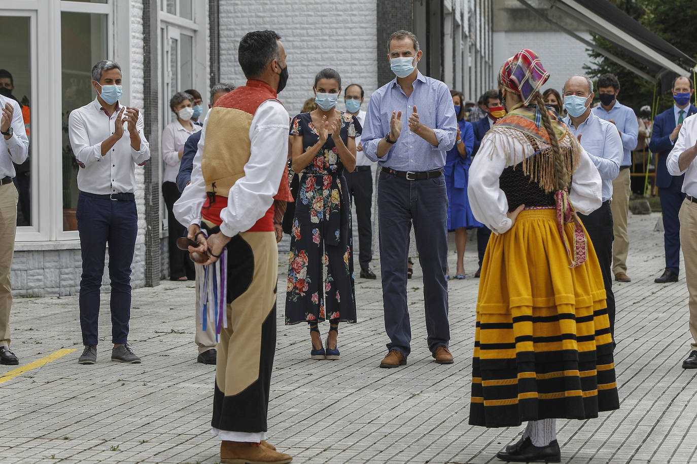 Fotos: Así ha sido la visita de los Reyes de España al Mercado de Ganados de Torrelavega