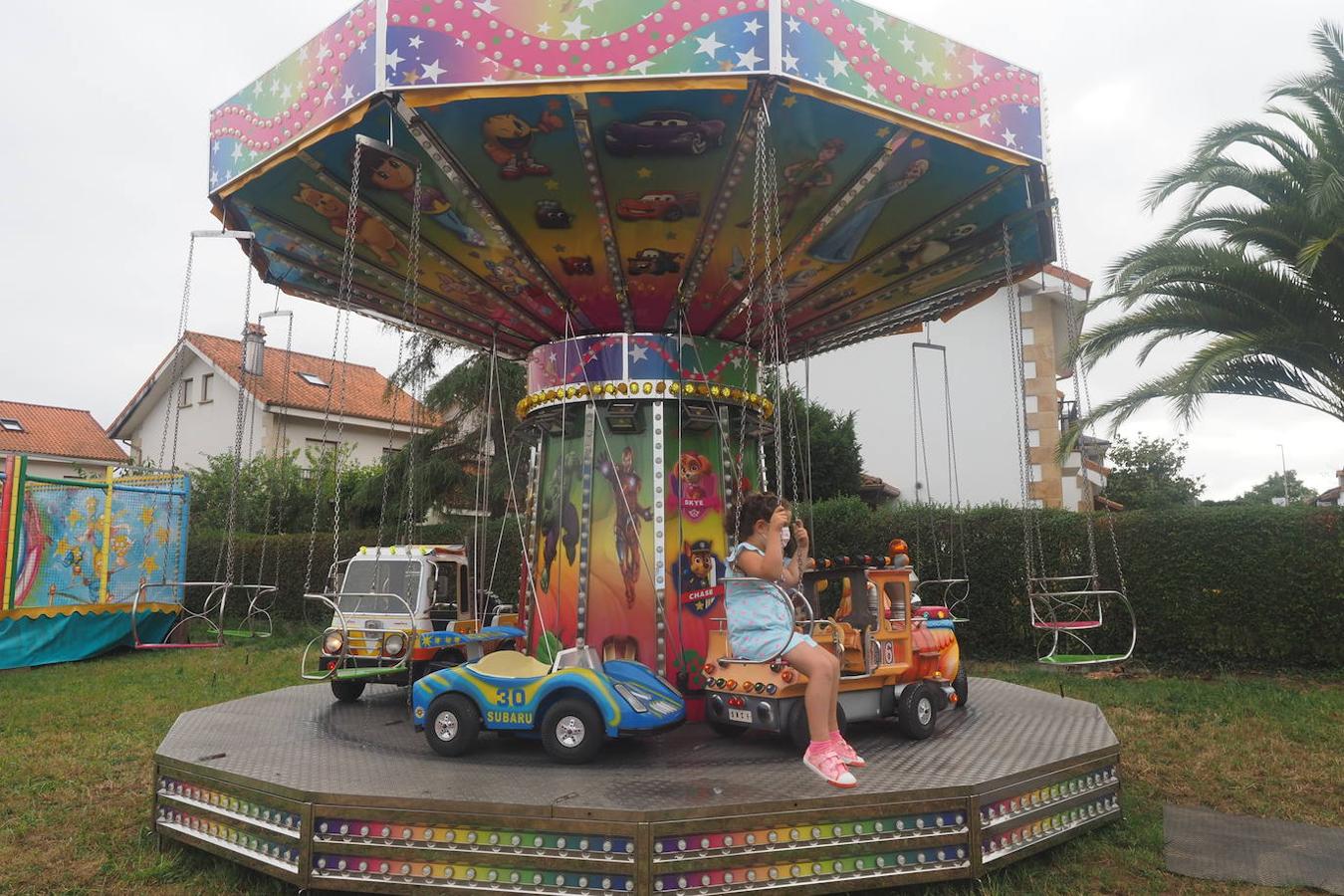 Fotos: Carruseles infantiles en Argoños por las fiestas