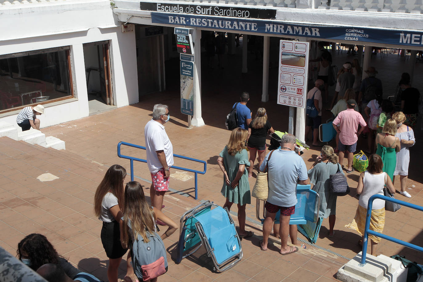 Fotos: Sin colas ni aglomeraciones para ir a las playas de Santander en autobús