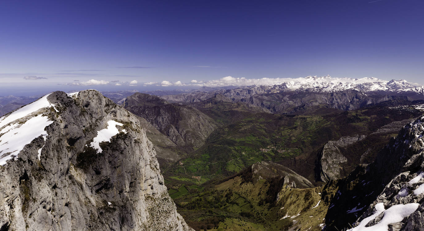 Tiatordos, Asturias