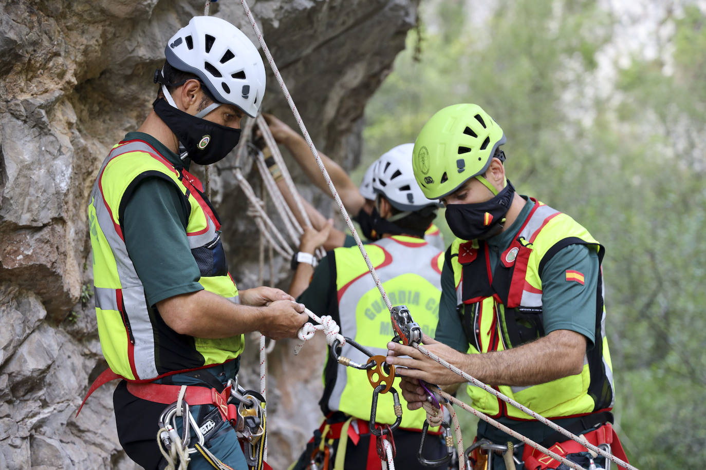 La unidad, formada por once agentes y un perro experto en avalanchas, acumula diez rescates desde el mes de junio