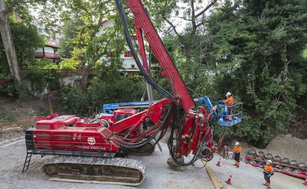 La máquina que trabajará en la boca de El Sardinero ya está reparada para actuar.