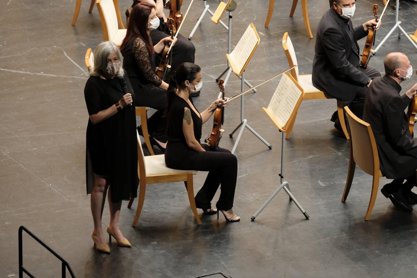 La Orquesta Nacional de España, dirigida por Jaime Martín, ha protagonizado el concierto de clausura del FIS en la Sala Argenta interpretando a Beethoven. 