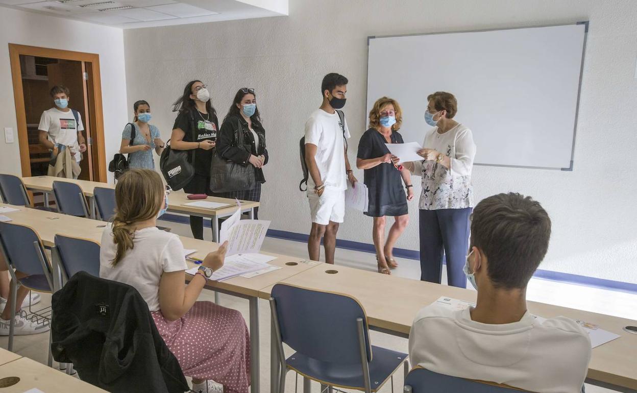 La Universidad de Cantabria reanuda la actividad presencial