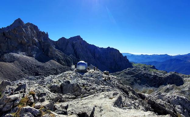 Ruta a Cabaña Verónica desde la estación superior del teleférico de Fuente Dé