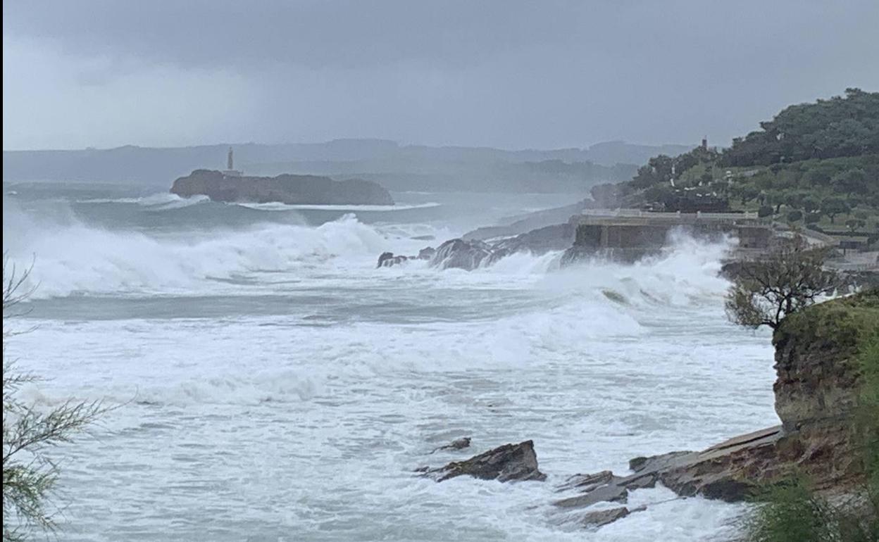 Temporal de lluvia, viento y olas, el 25 de septiembre,