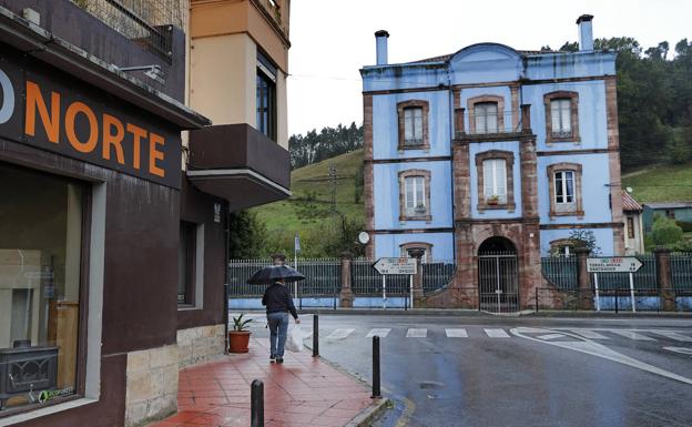 Imagen principal - Imágenes de este viernes en Cabezón de la Sal.