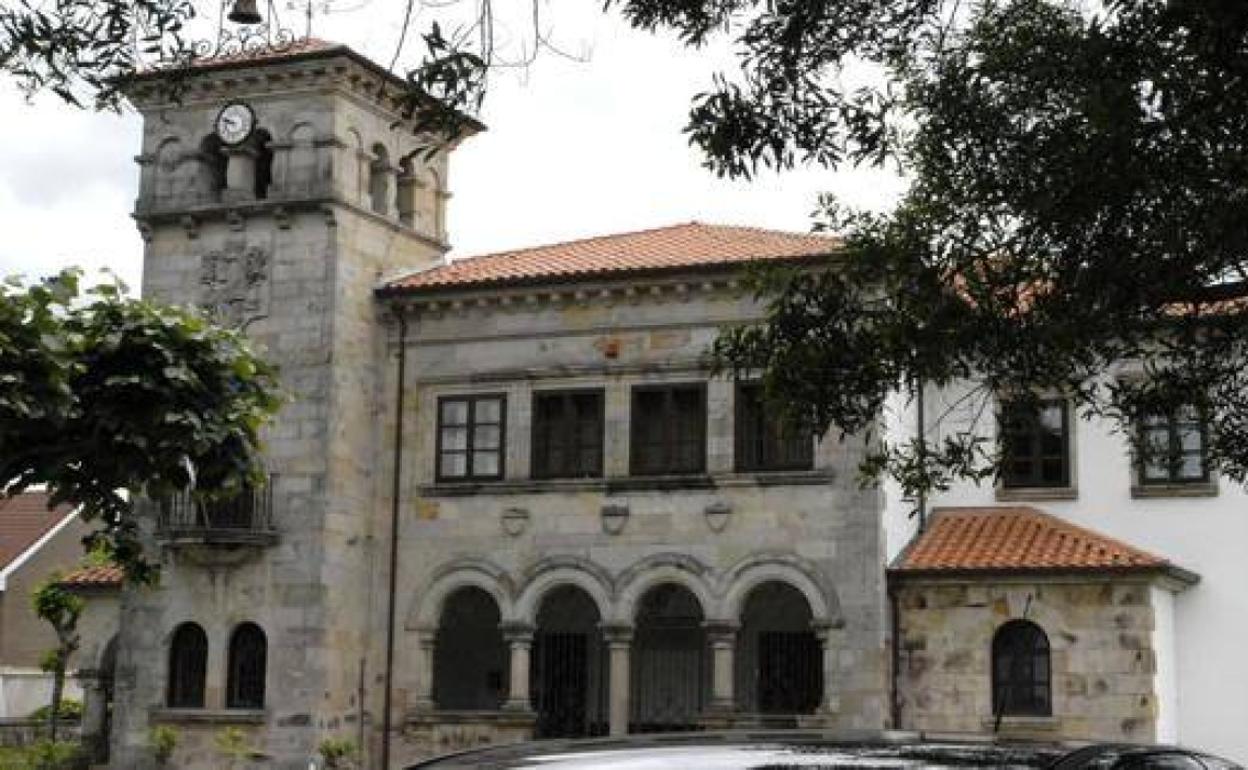 Imagen del Ayuntamiento de Santa María de Cayón.