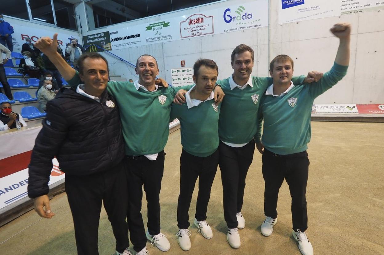 Los jugadores de Hermanos Borbolla, campeones de la Copa Apebol. 