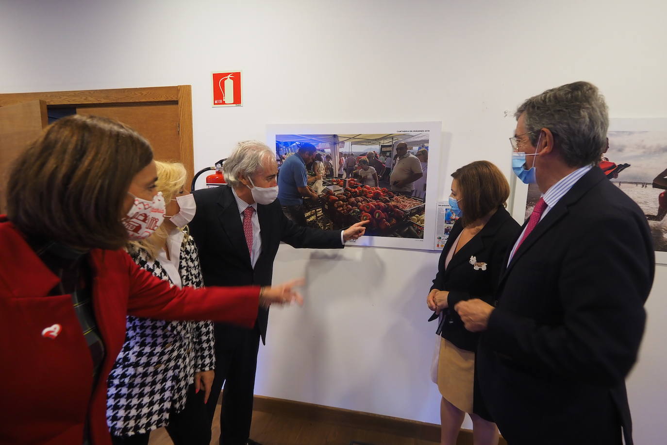 Inaugurada la exposición 'Cantabria en imágenes 2019', en Arnuero