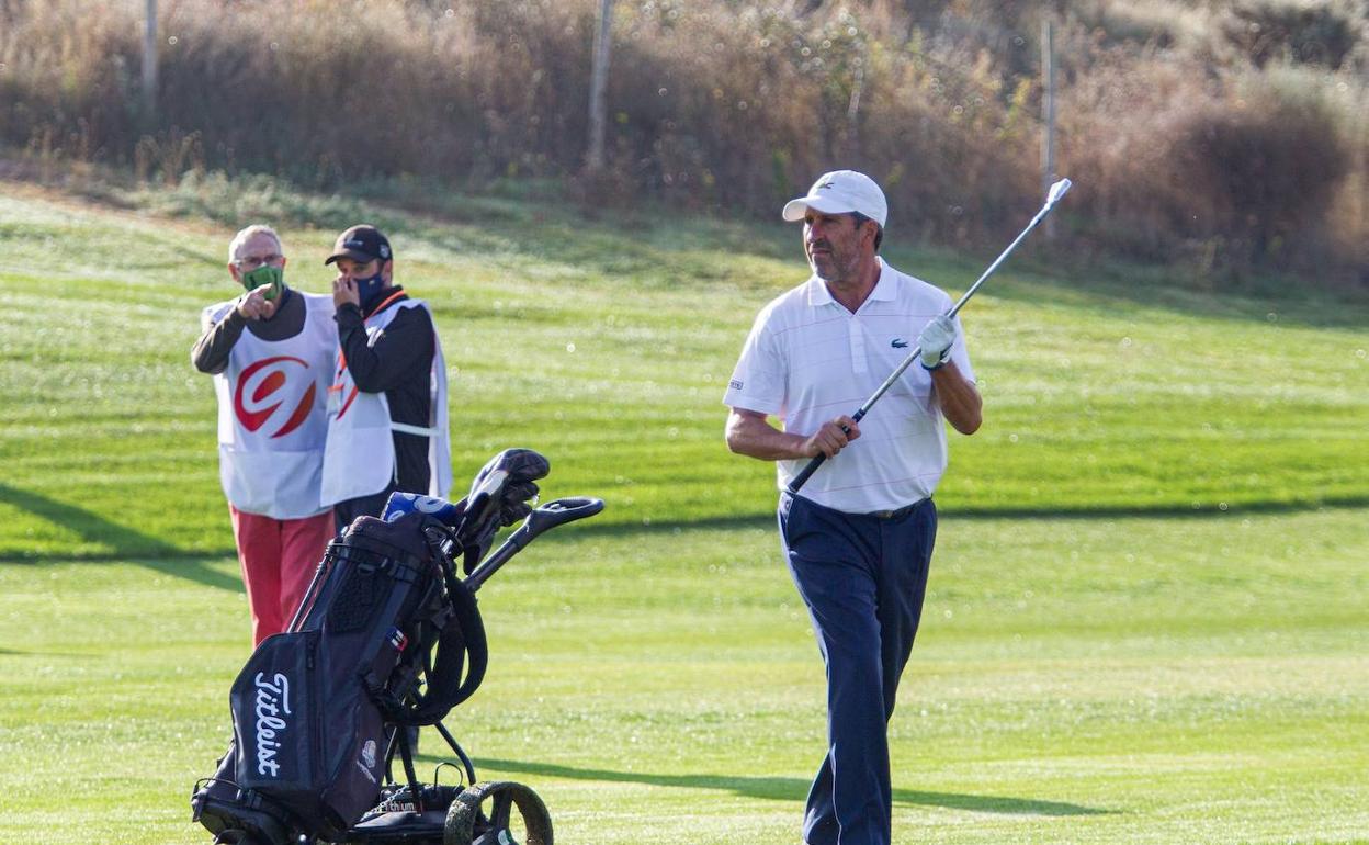 Manuel Elvira camina firme hacia el título nacional en Logroño