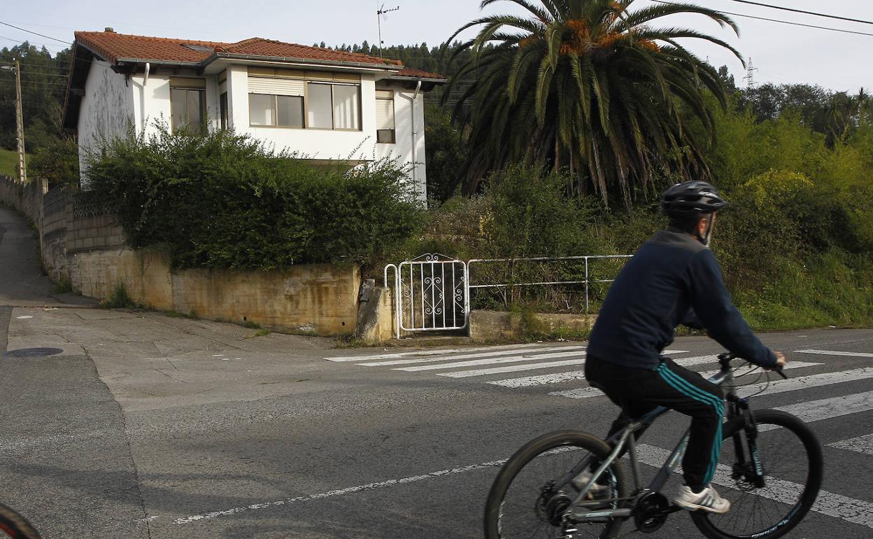 La Policía ha comprobado que la vivienda de Ganzo, en la imagen, vuelve a estar vacía.