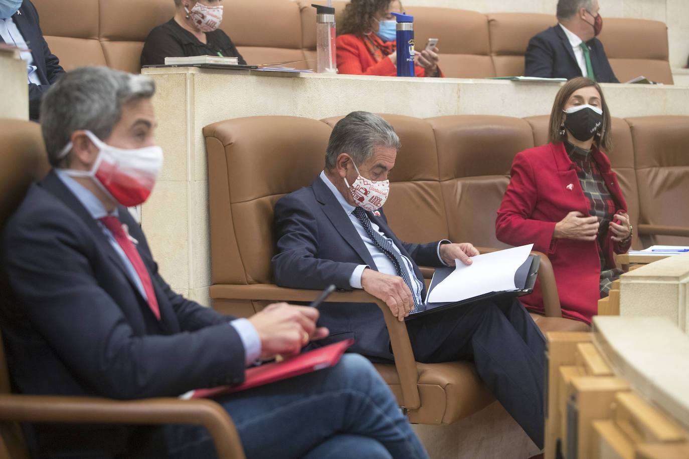 Pleno del Parlamento de Cantabria celebrado este lunes, 19 de octubre de 2020