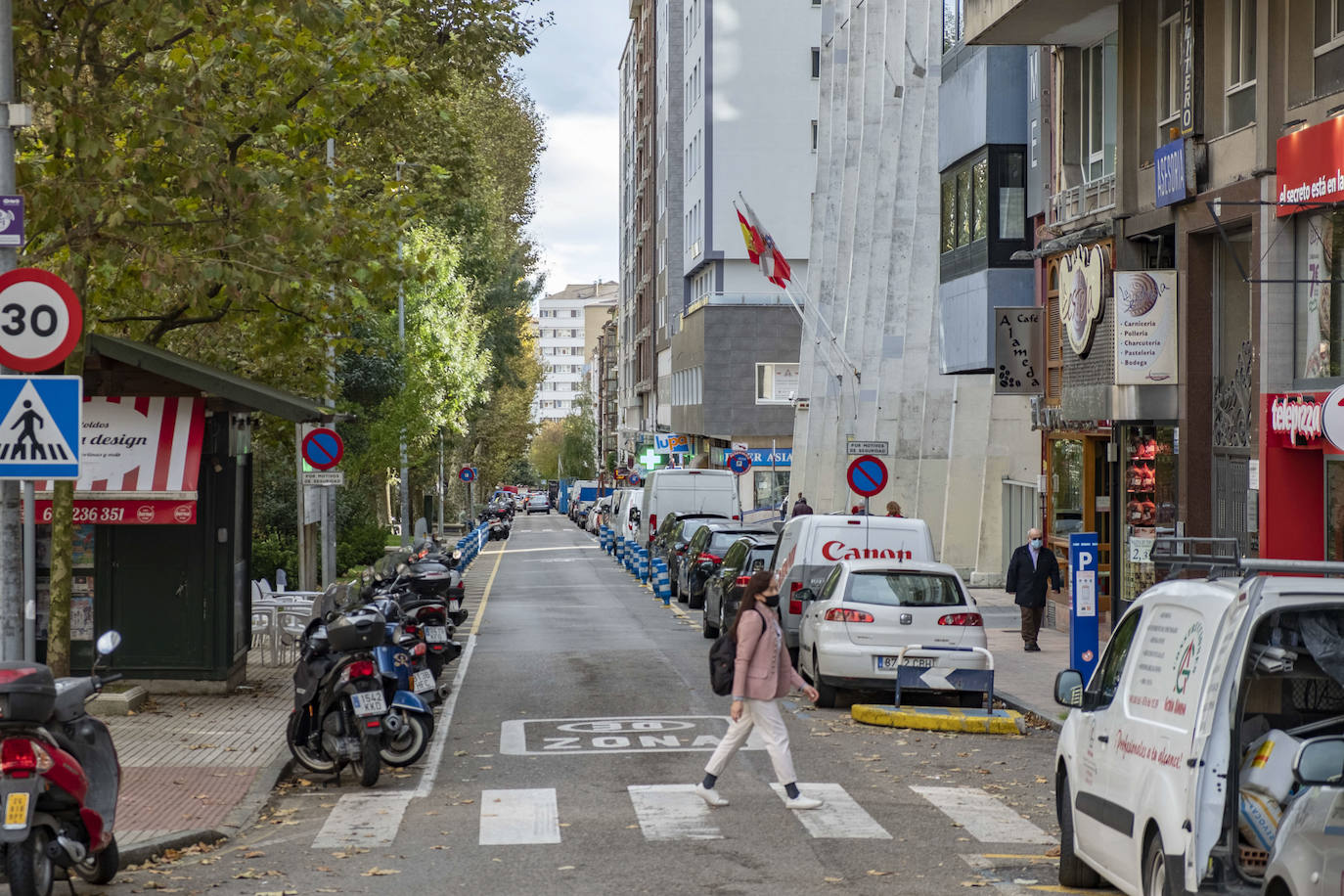 El Ayuntamiento de Santander plantea una rehabilitación integral de la Calle Vargas.