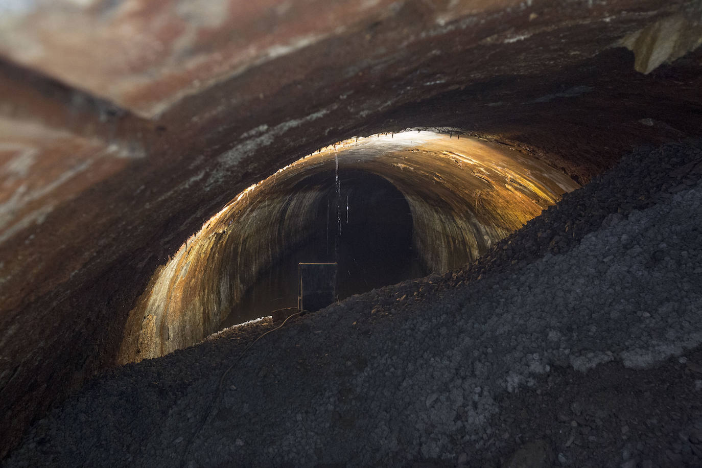 El túnel que quiere volver a abrirse ahora se inauguró en su día para los tranvías. De Tetuán a El Sardinero