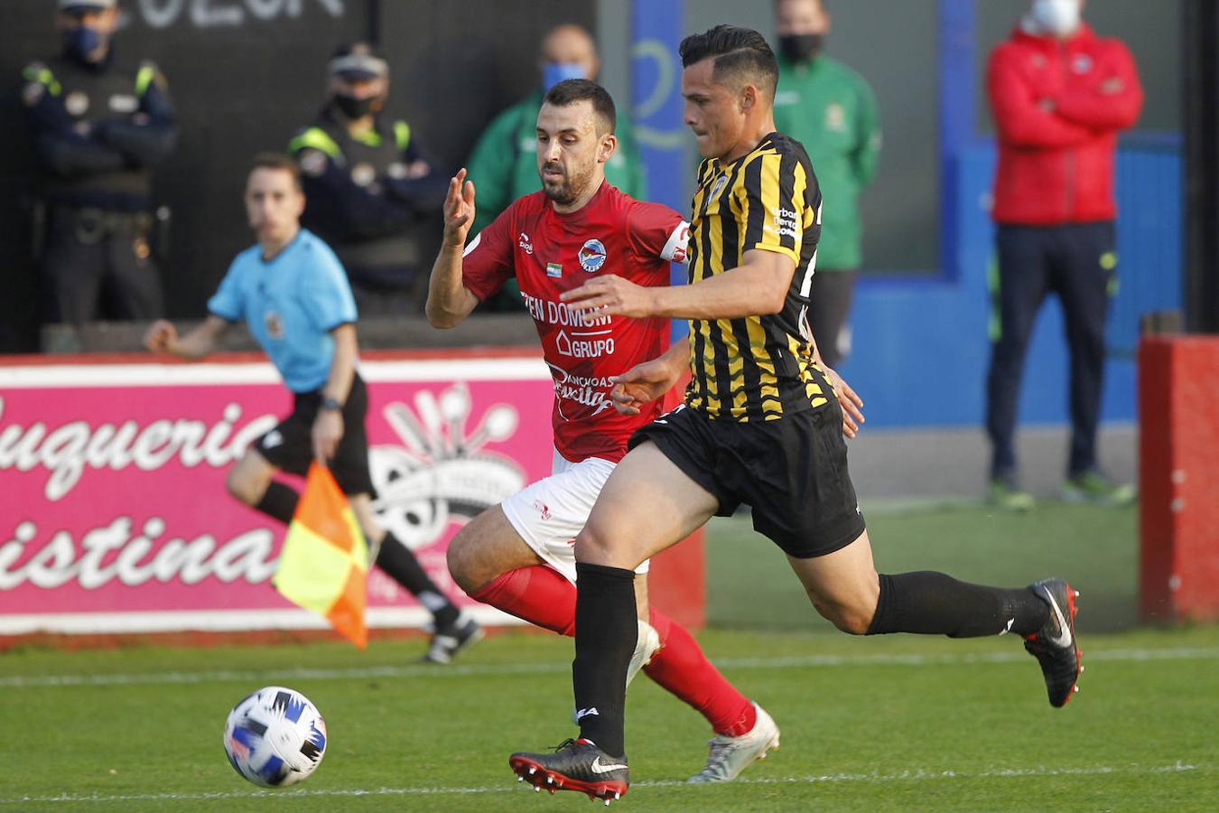 El equipo pejino ganó ante sus aficionados en el regreso del fútbol de Segunda B a los canpos de San Lorenzo