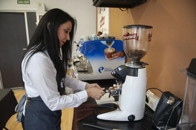 Karen Quiroga: «Un buen barista debe conseguir que beber una taza de café sea una experiencia gratificante»