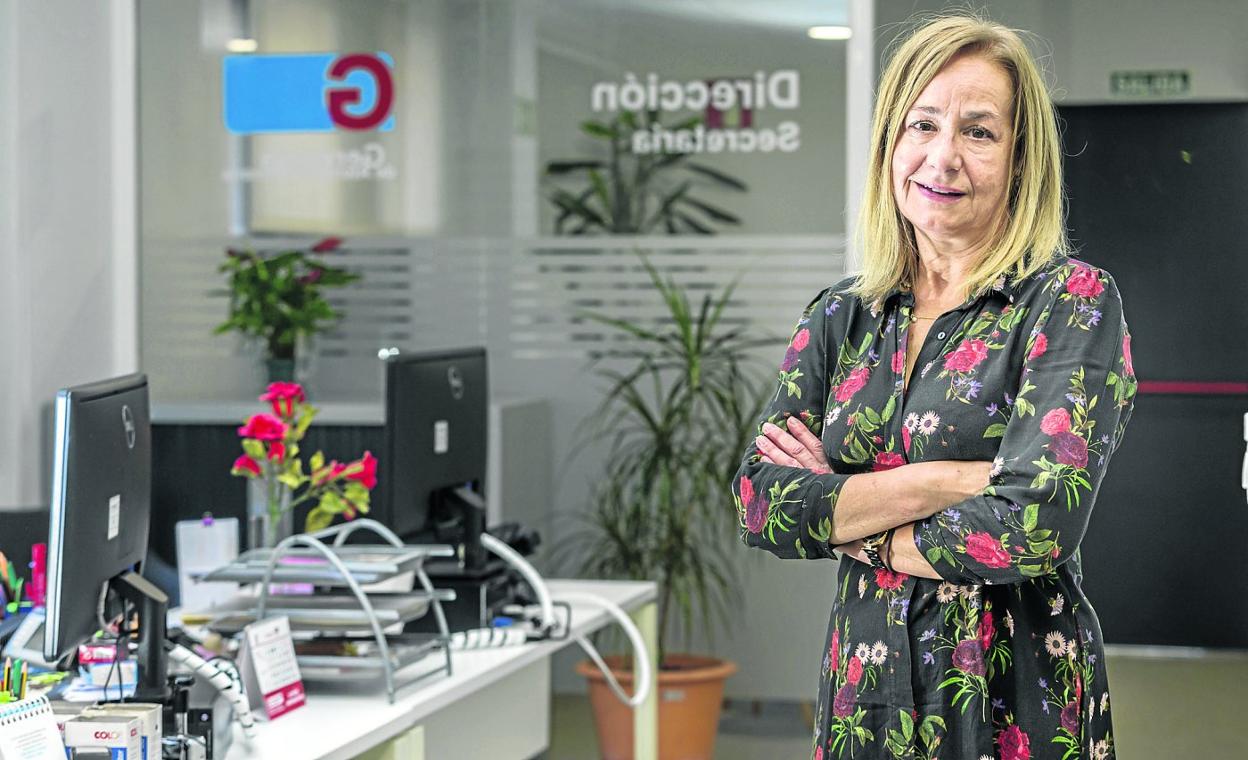 La gerente de Atención Primaria, Alicia Gómez, en las instalaciones de la Dirección, en el centro de la calle Vargas. 