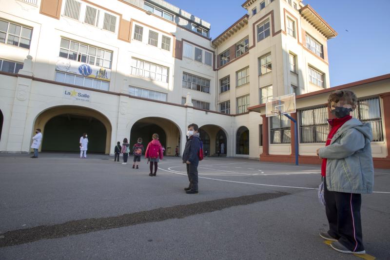 Fotos: Vuelta al colegio tras el caos del calendario escolar