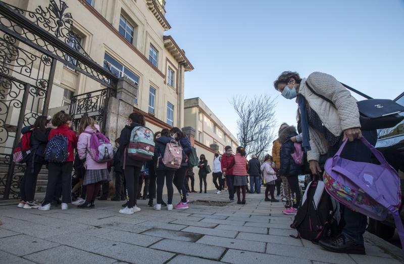 Fotos: Vuelta al colegio tras el caos del calendario escolar