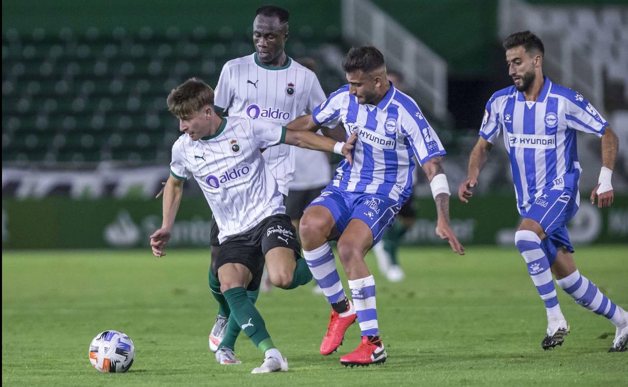 Imagen del reciente enfrentamientio entre Racing y Alavés B.