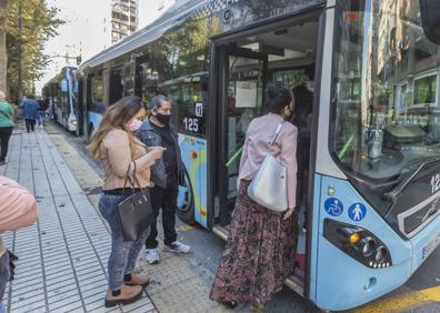 Imagen secundaria 1 - Silencio en el autobús, el virus está en el aire