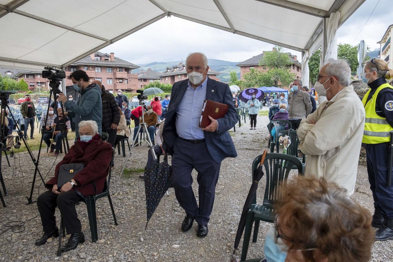 Adolfo Izaguirre estaba al frente de la Concejalía de Montes.