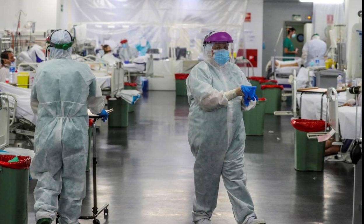 Faltarán 14.000 enfermeras de UCI si la pandemia alcanza el punto álgido