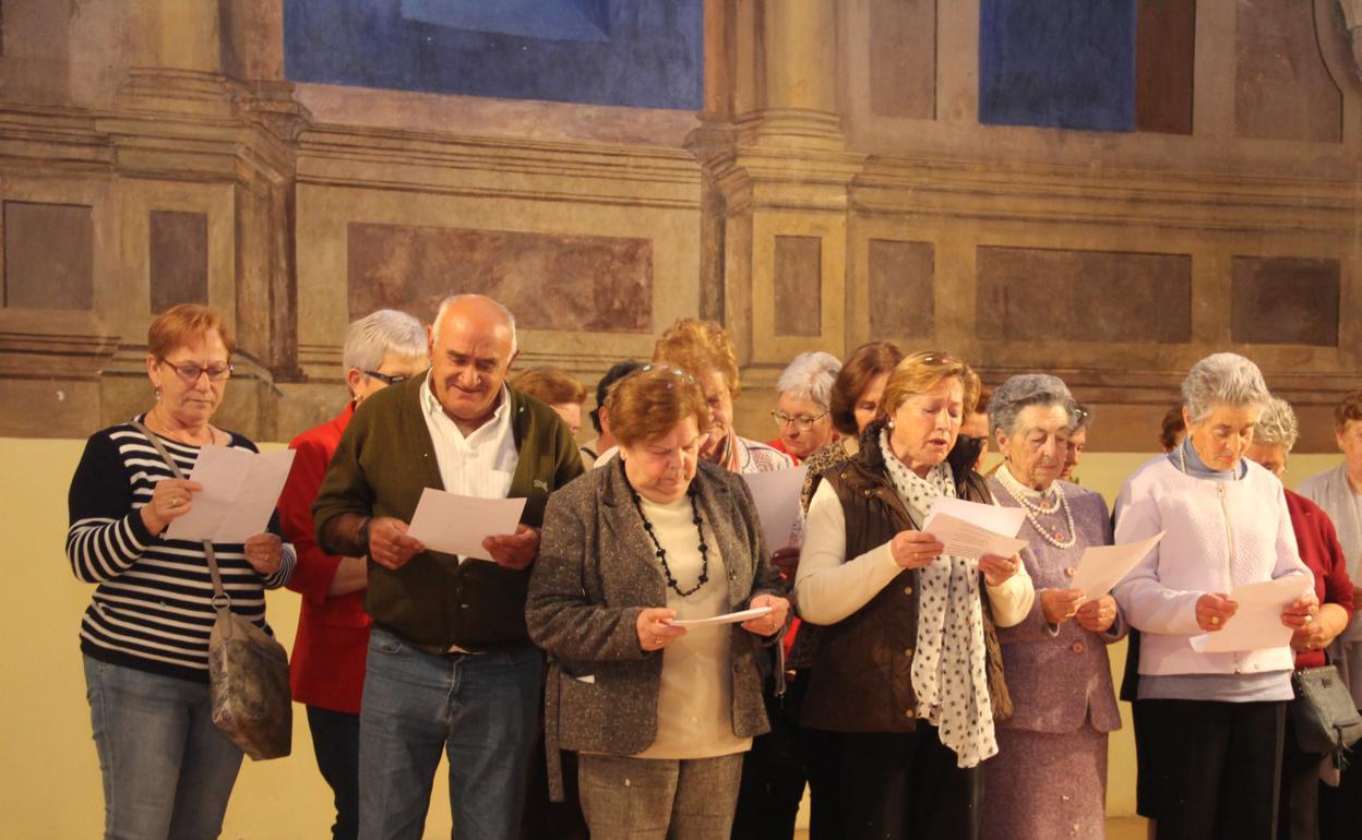 Participantes del municipio de Pesaguero en el acto de clausura del programa el pasado año. 