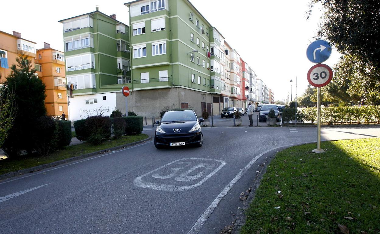 El Barrio Covadonga mejora la urbanización de cinco calles y su plaza