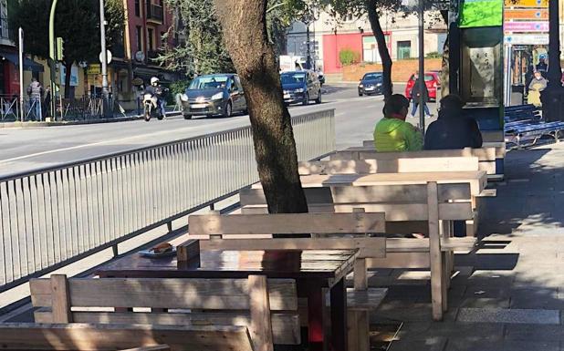 Terraza al aire libre de Casimira. 