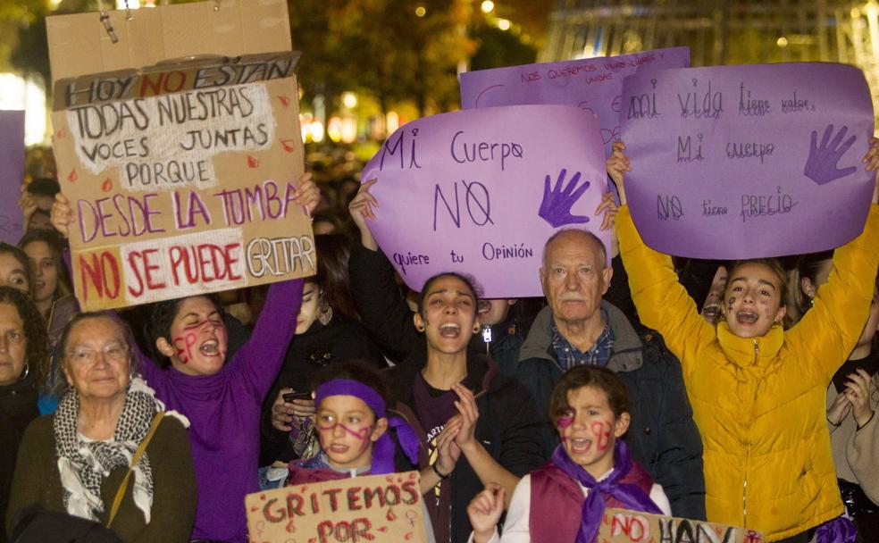 Actos en Cantabria contra la violencia de género