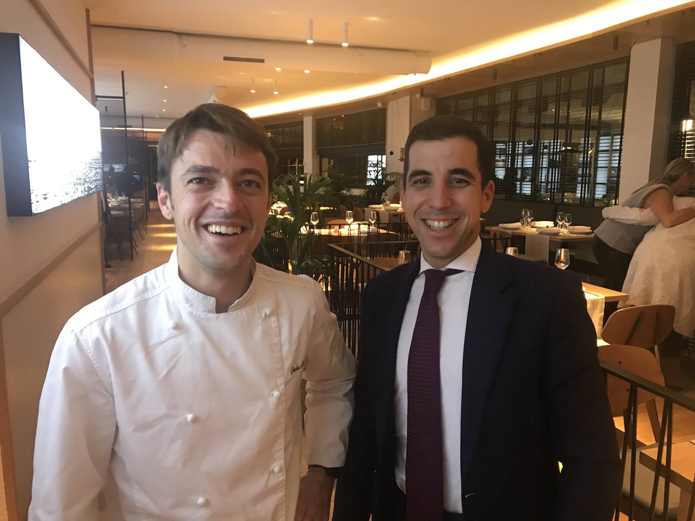 Jesús Alonso y Jesús Selma, jefe de cocina y jefe de sala del Grupo Cañadío.