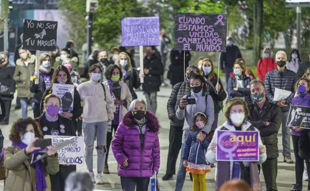 Cantabria dice «basta» a la violencia contra las mujeres