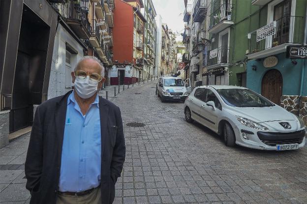 Los vecinos del Río de la Pila apoyan las mesas en la calle «dada la situación»