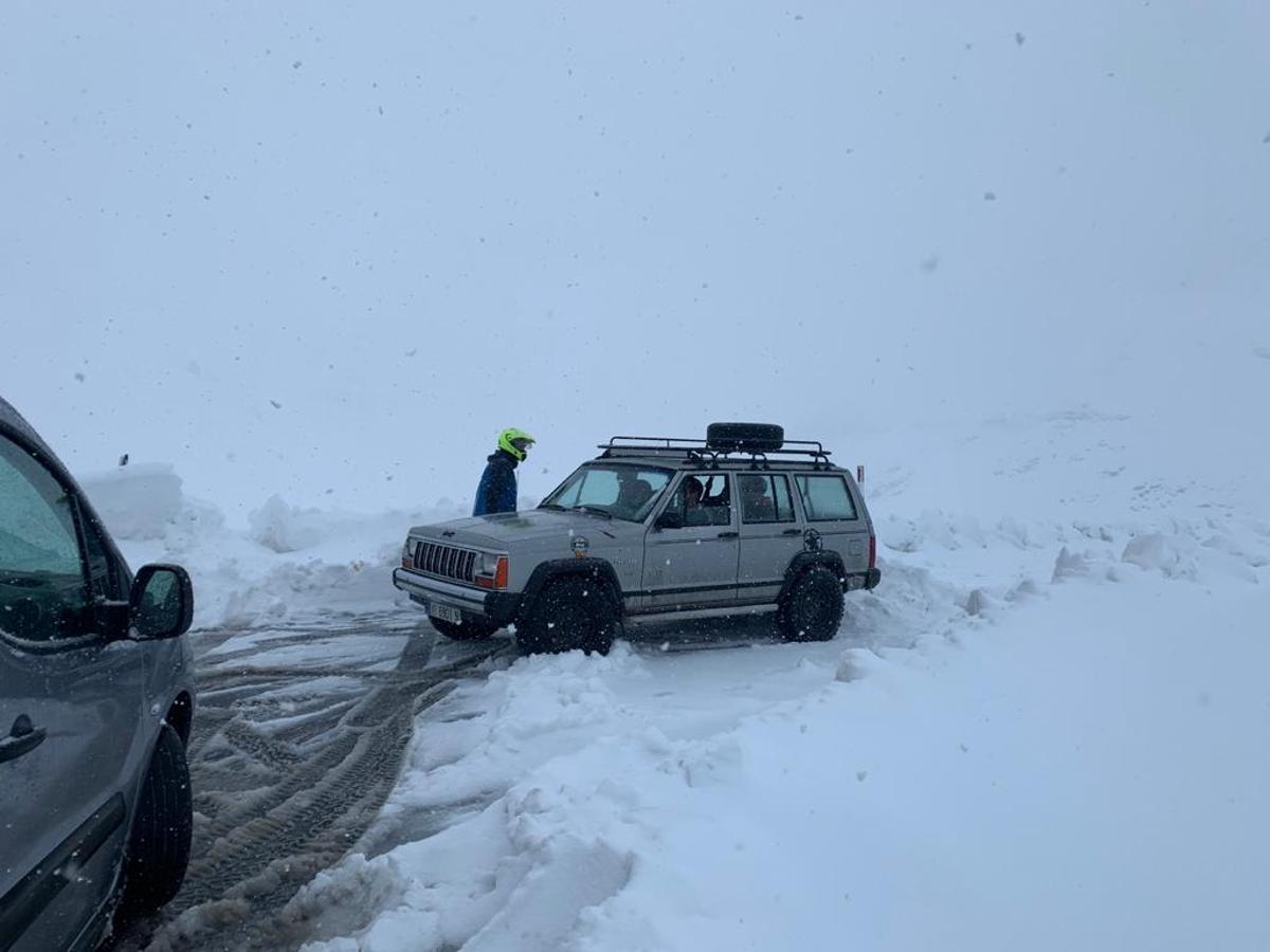 Fotos: &#039;Dora&#039; trae viento, lluvia y nieve a Cantabria