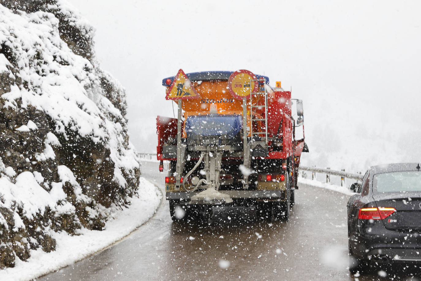 Fotos: &#039;Dora&#039; trae viento, lluvia y nieve a Cantabria