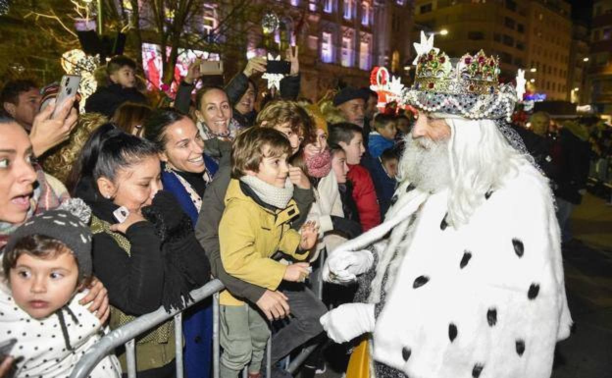 Sanidad prohíbe la Cabalgata de Reyes de Santander